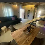 Cephalonian Casa * 阿尔戈斯托利翁